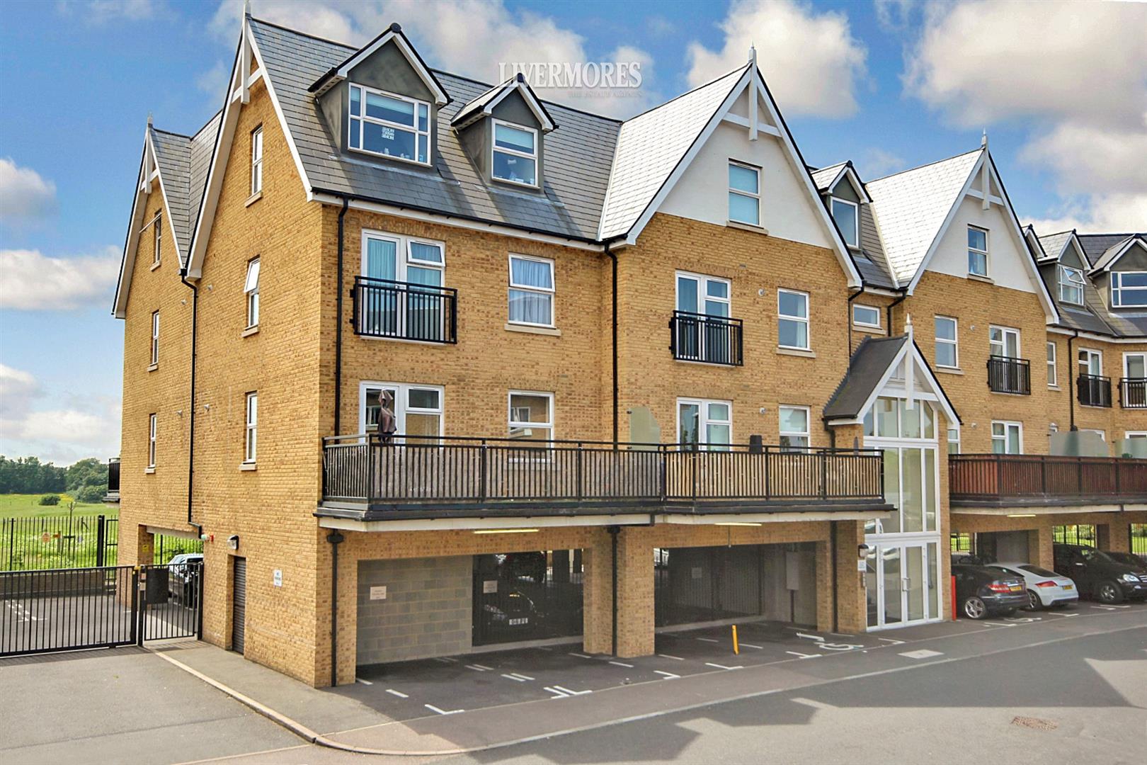 Tanners Close, Crayford, Kent